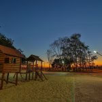 Anoitecer no playgroundo do do empreendimento Melucci